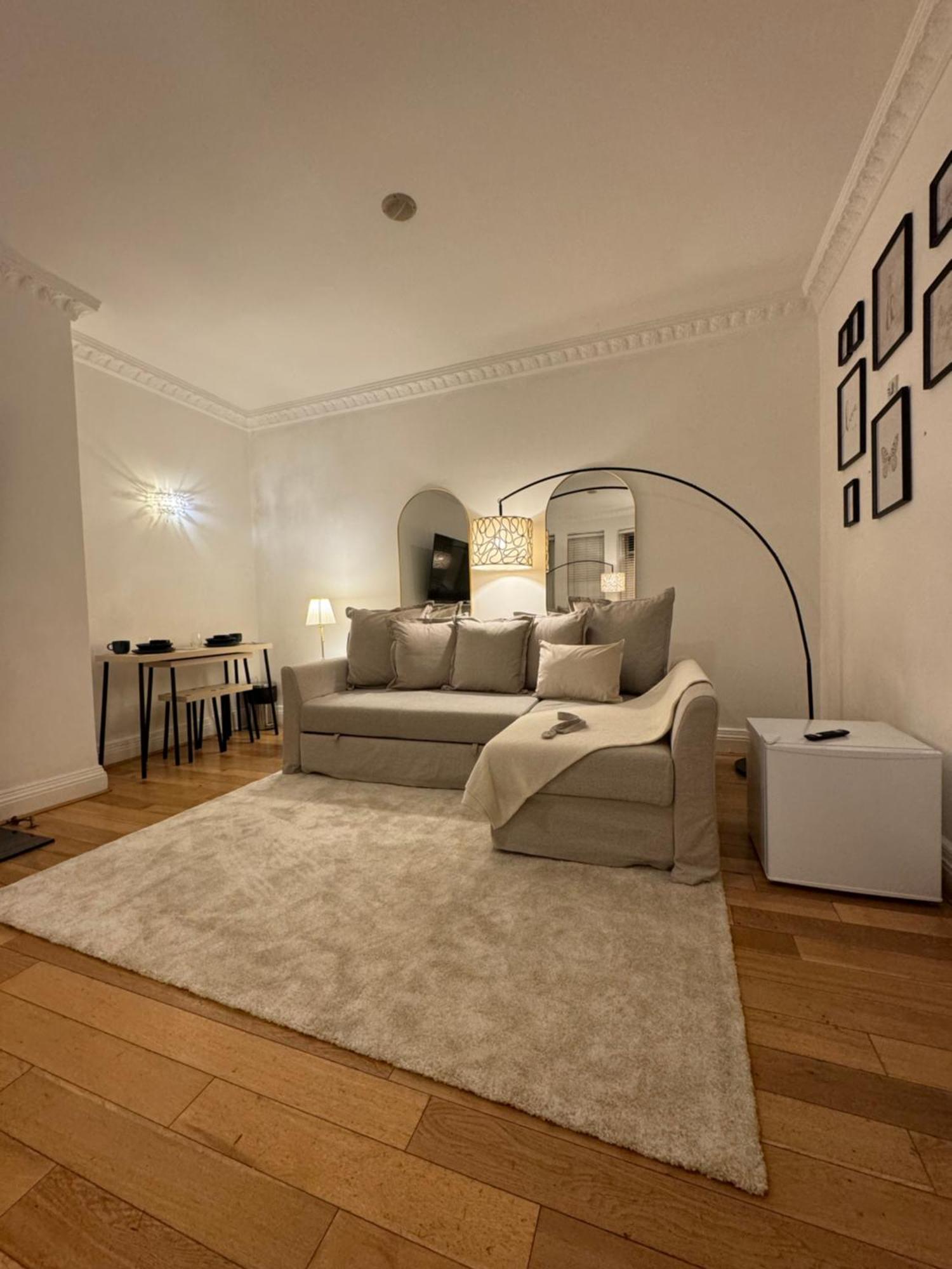 Hyde Park Corner House Apartment London Exterior photo