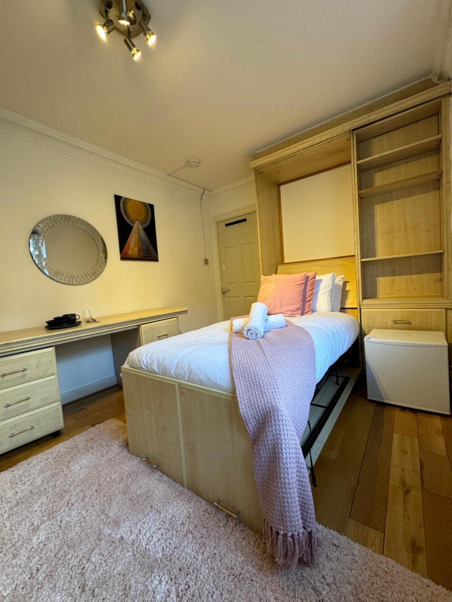 Hyde Park Corner House Apartment London Exterior photo