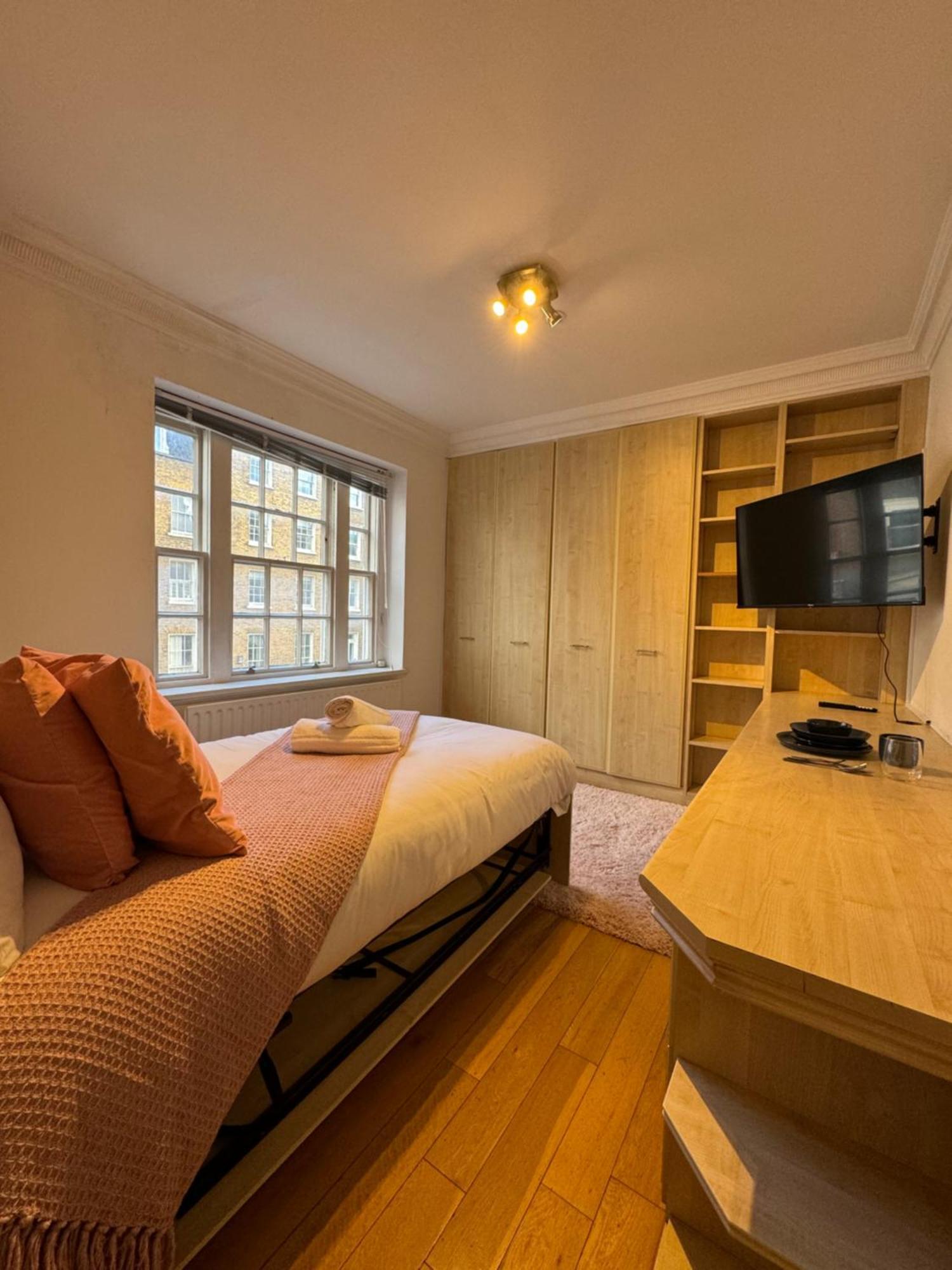 Hyde Park Corner House Apartment London Exterior photo